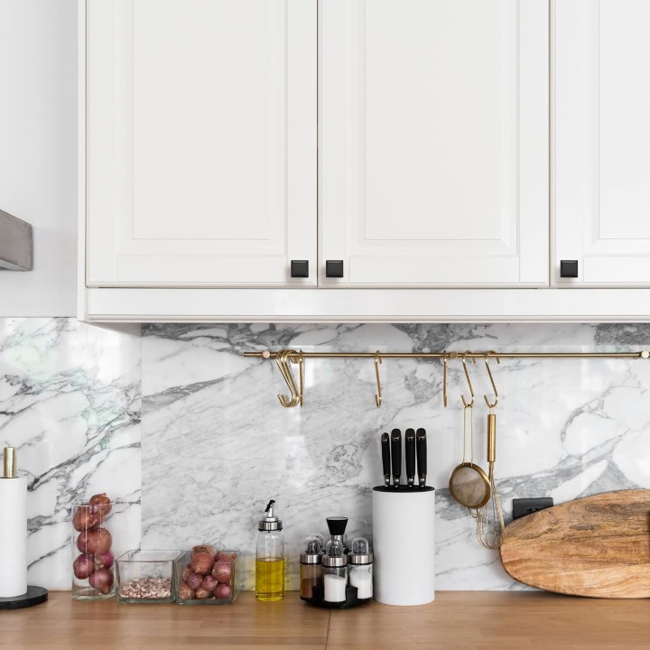 30 Pack Matte Black Square Kitchen Cabinet Knobs,Zinc Solid Drawer Pulls,Farmouse Cabinet Handles for Cupboard, Dresser, Closet and Bathroom, Modern Cabinet Hardware for Cabinets